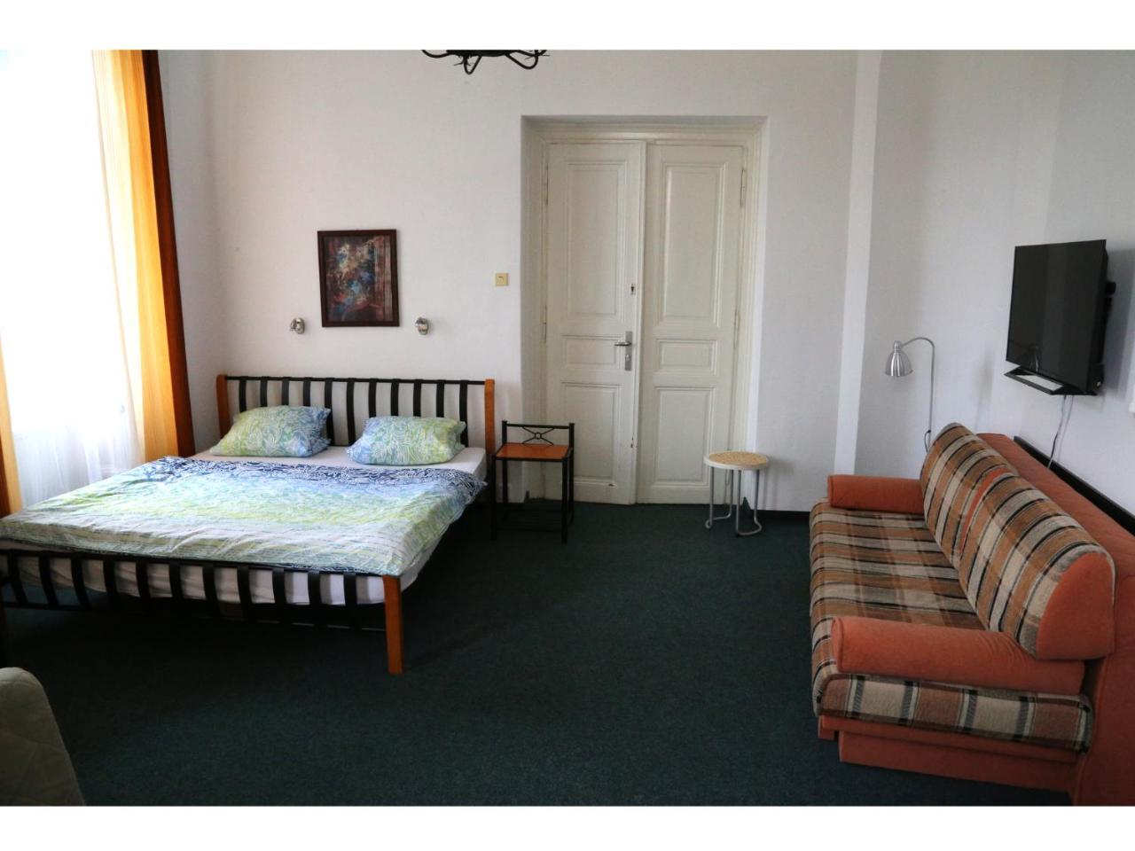 Apartment Kahoun Prague Extérieur photo